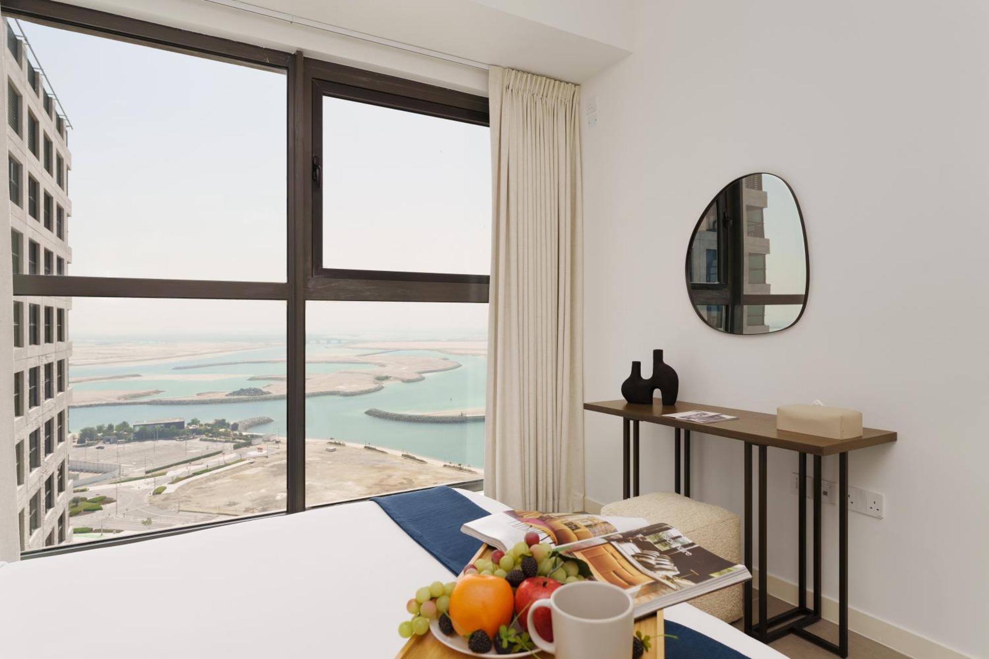 Maison Privee - Modern & Panoramic Sea View Apt On Al Reem Island Apartment Абу Даби Екстериор снимка